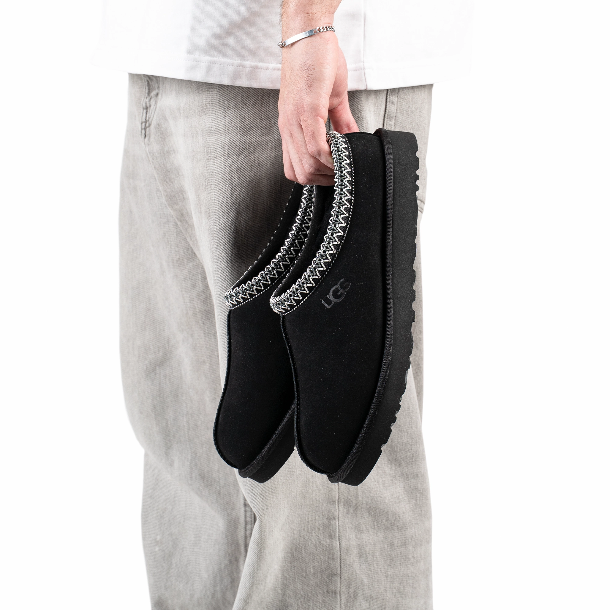 UGG Tasman Slipper Black