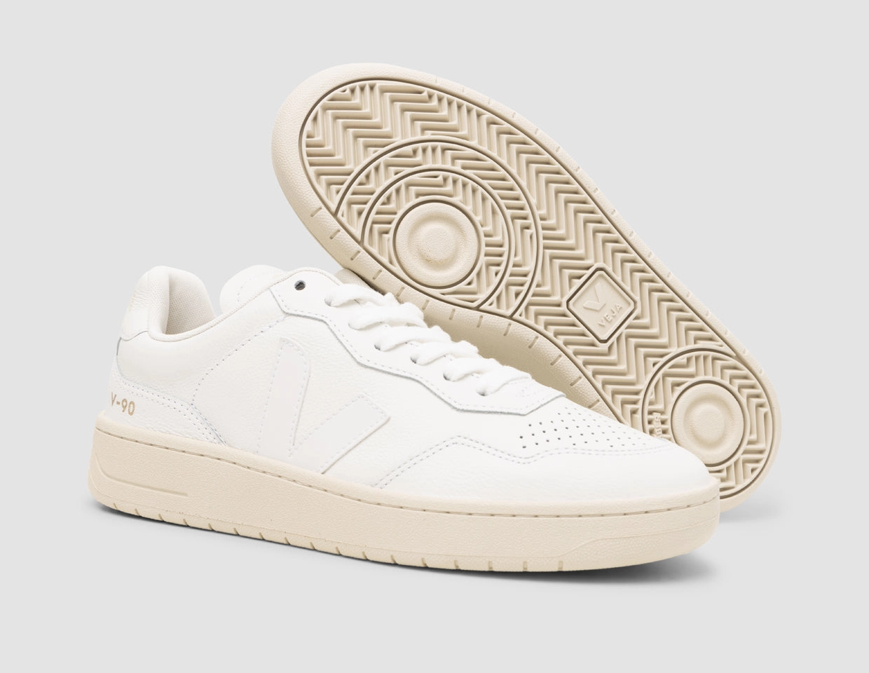 VEJA Women's Wata II Low Pierre / White