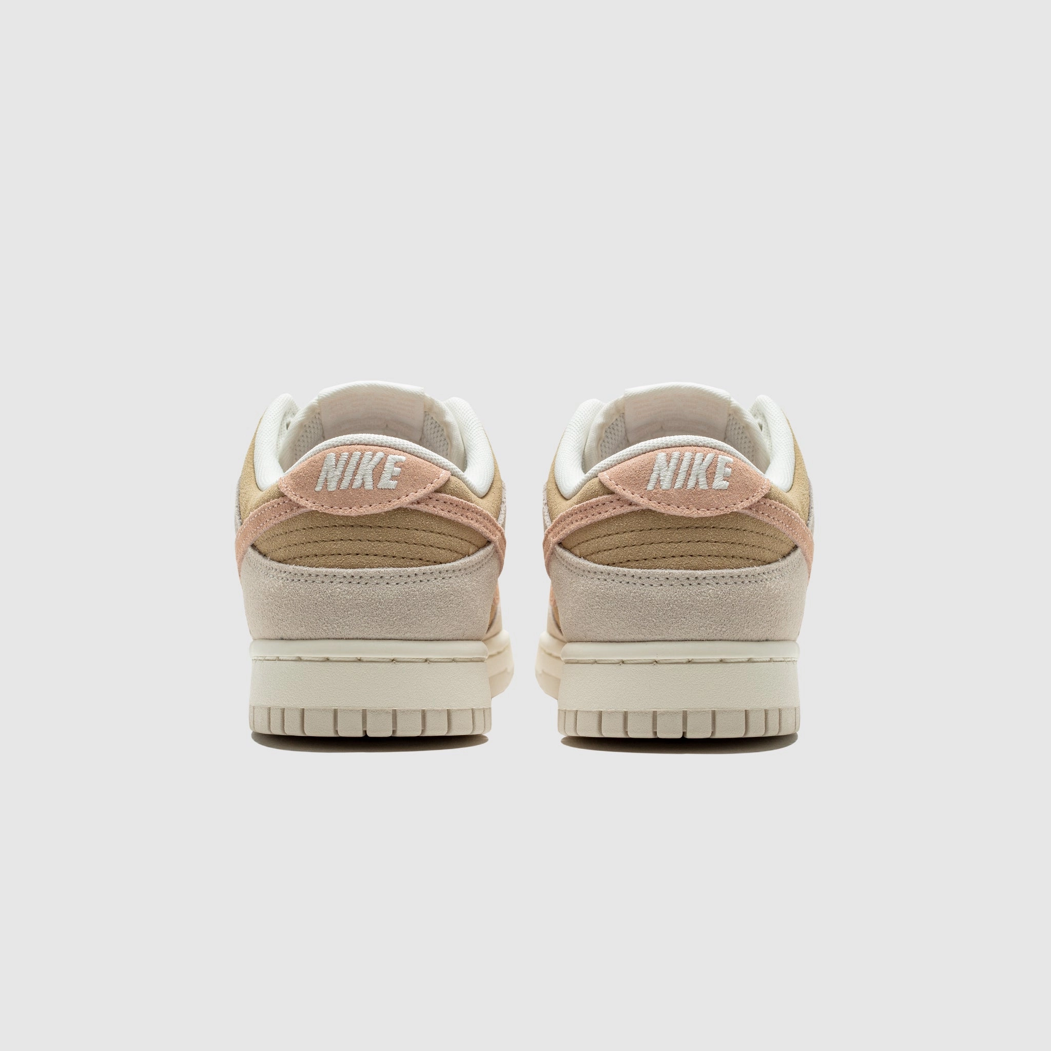 WMNS DUNK LOW WASHED CORAL