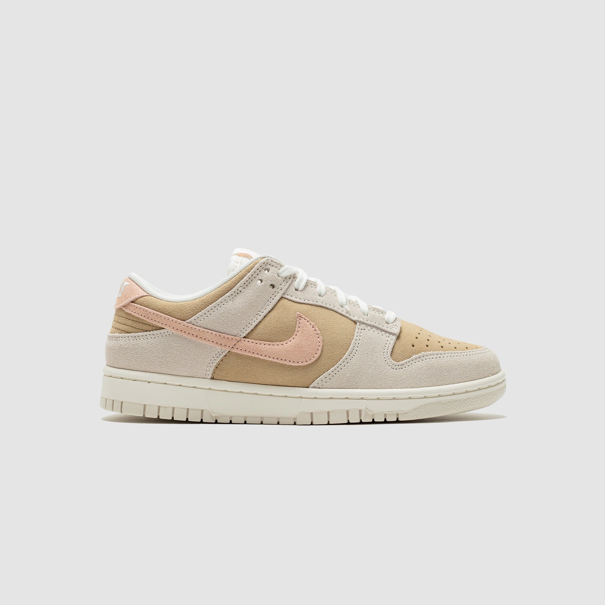 WMNS DUNK LOW WASHED CORAL