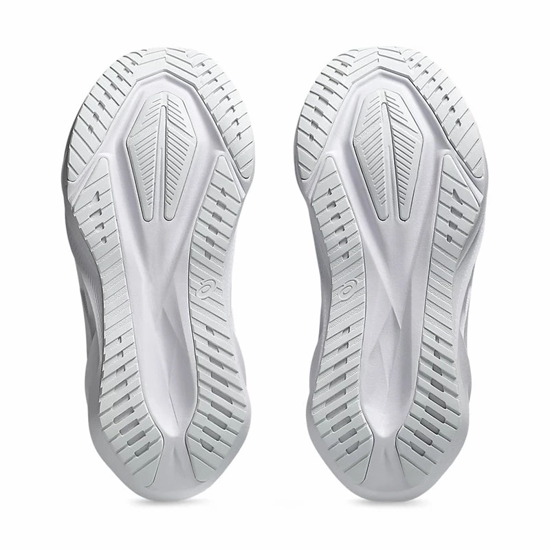 Women's Novablast 5 White/Piedmont Grey