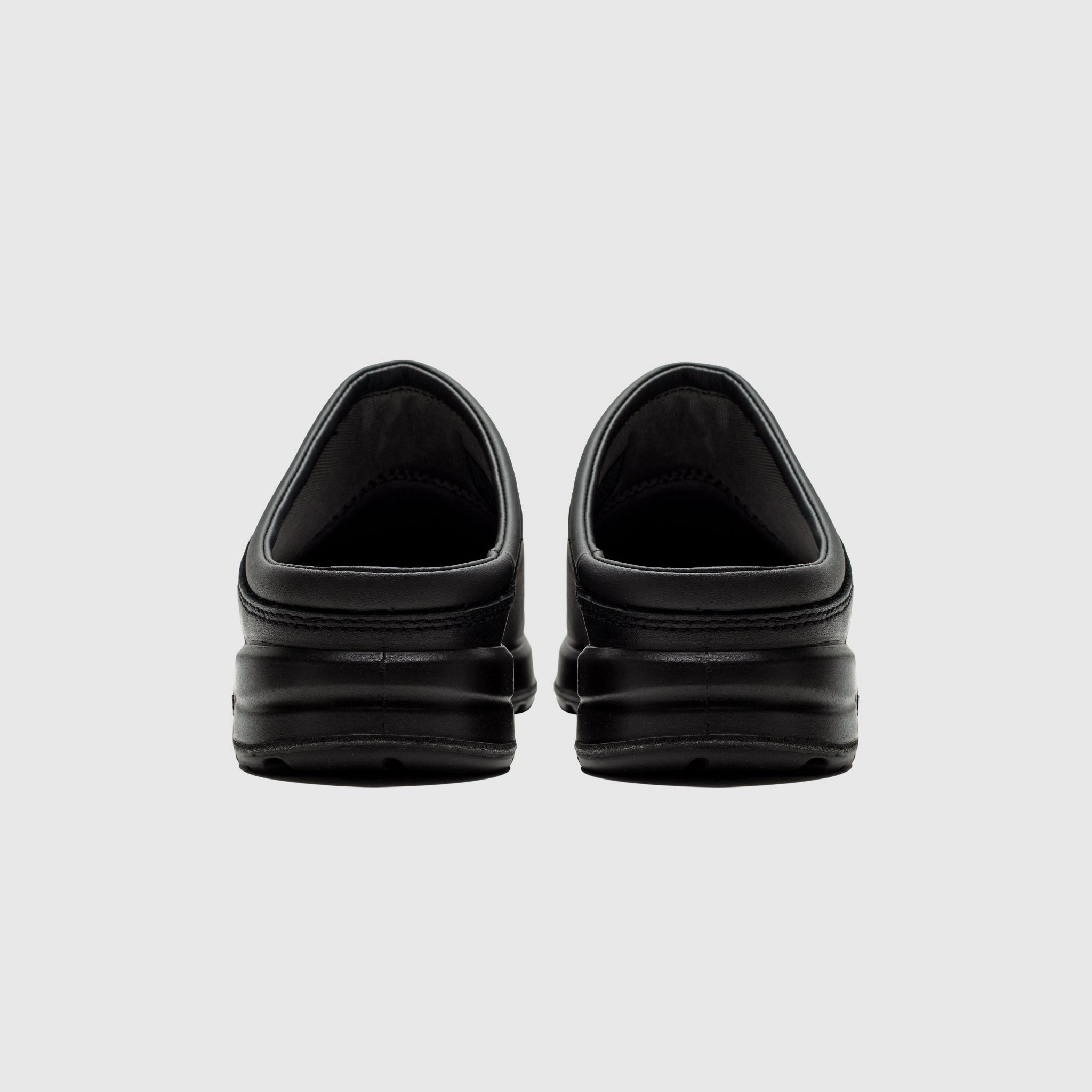 X BLUNDSTONE ALL TERRAIN CLOG