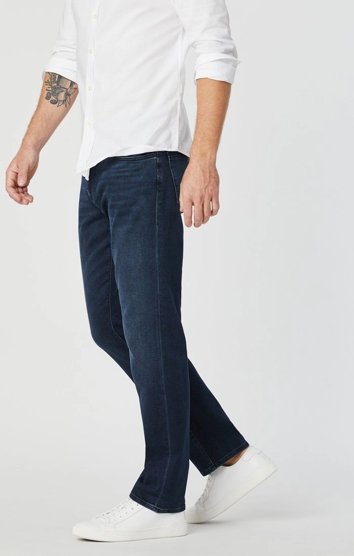 ZACH STRAIGHT LEG IN BLUE BLACK ATHLETIC